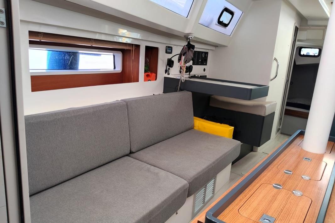 2017 RM YACHTS 1270