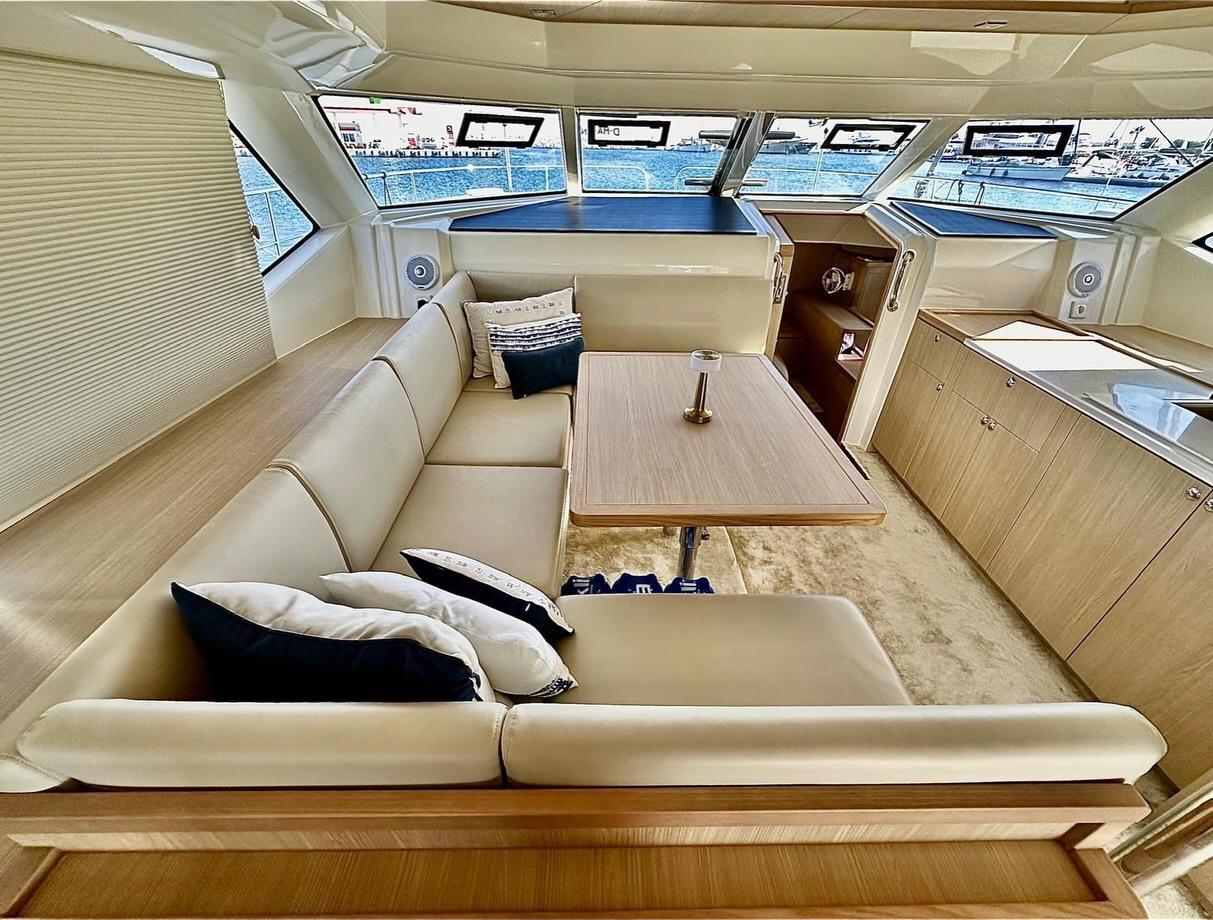 2021 AQUILA 44 POWER CATAMARAN