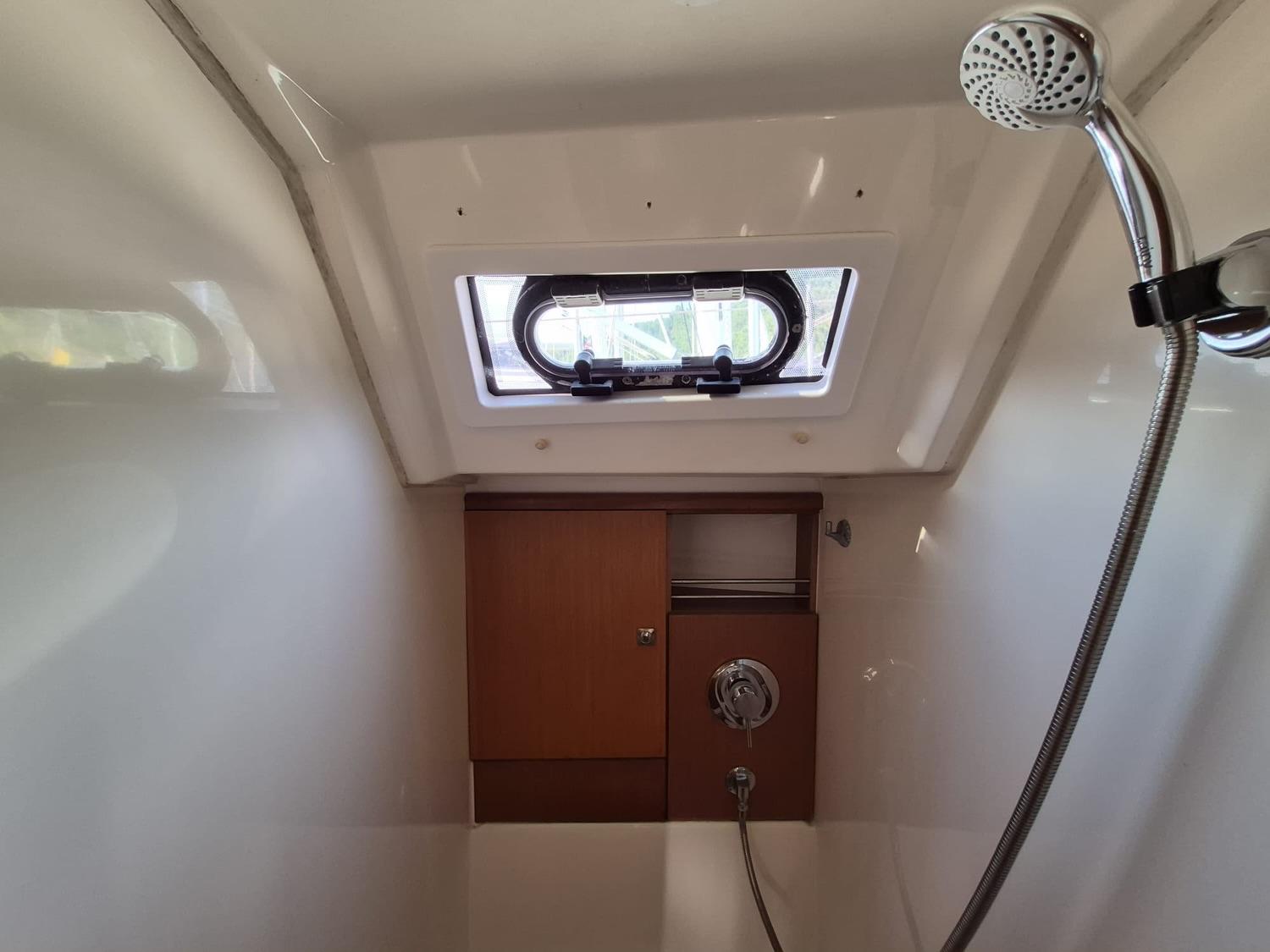 2015 Bavaria Cruiser 46