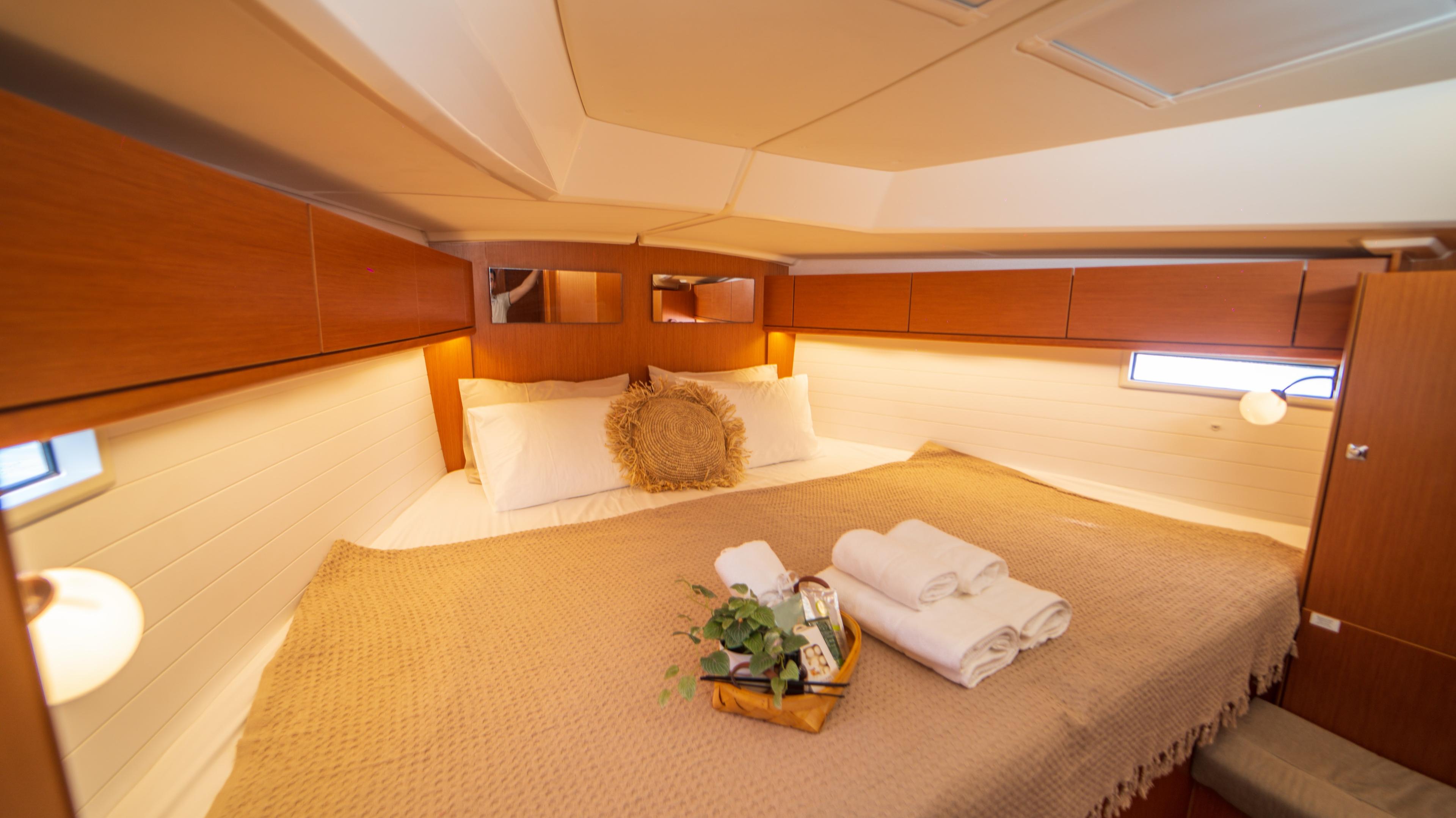 2016 BAVARIA CRUISER 46