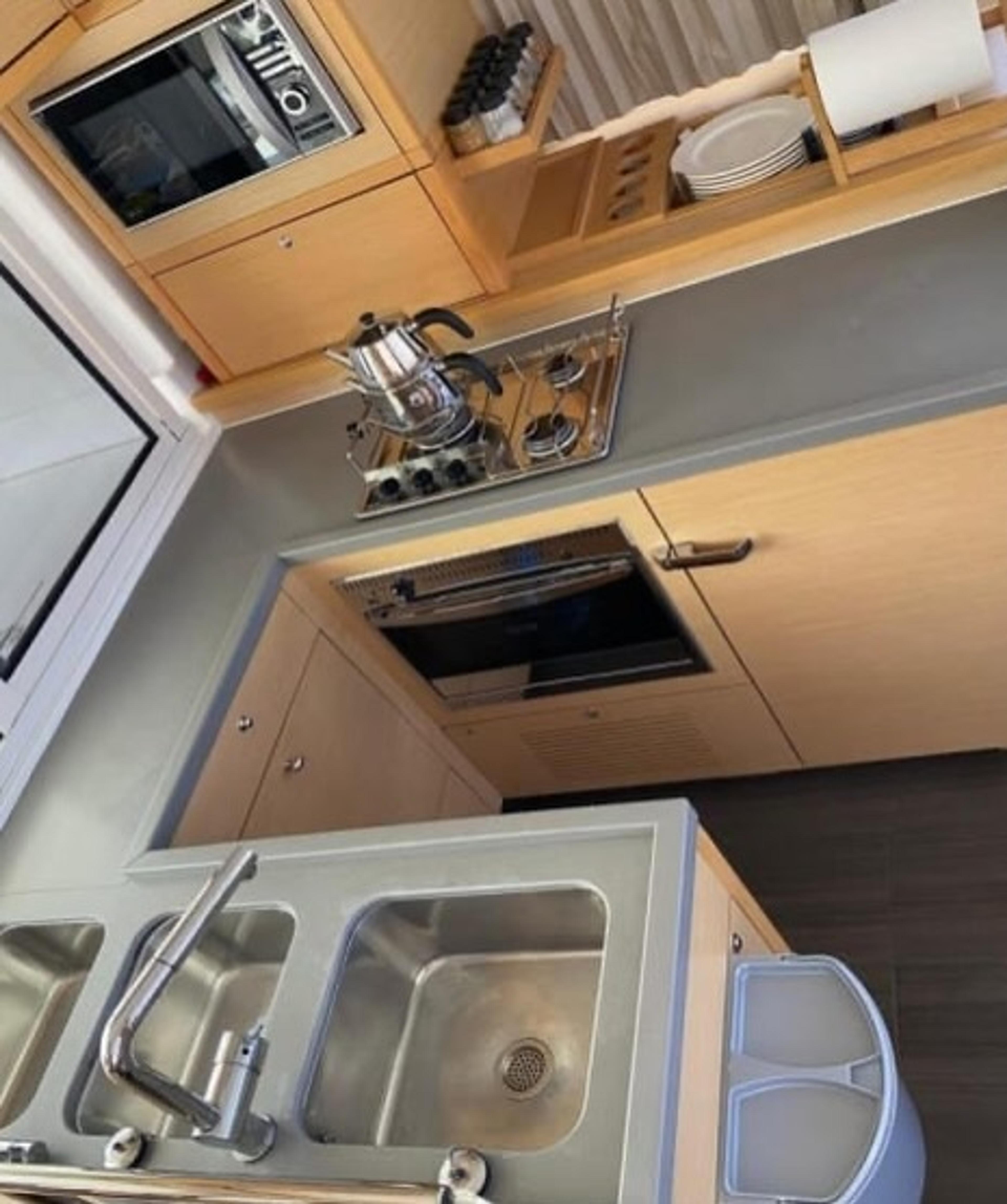 2015 LAGOON 450 F