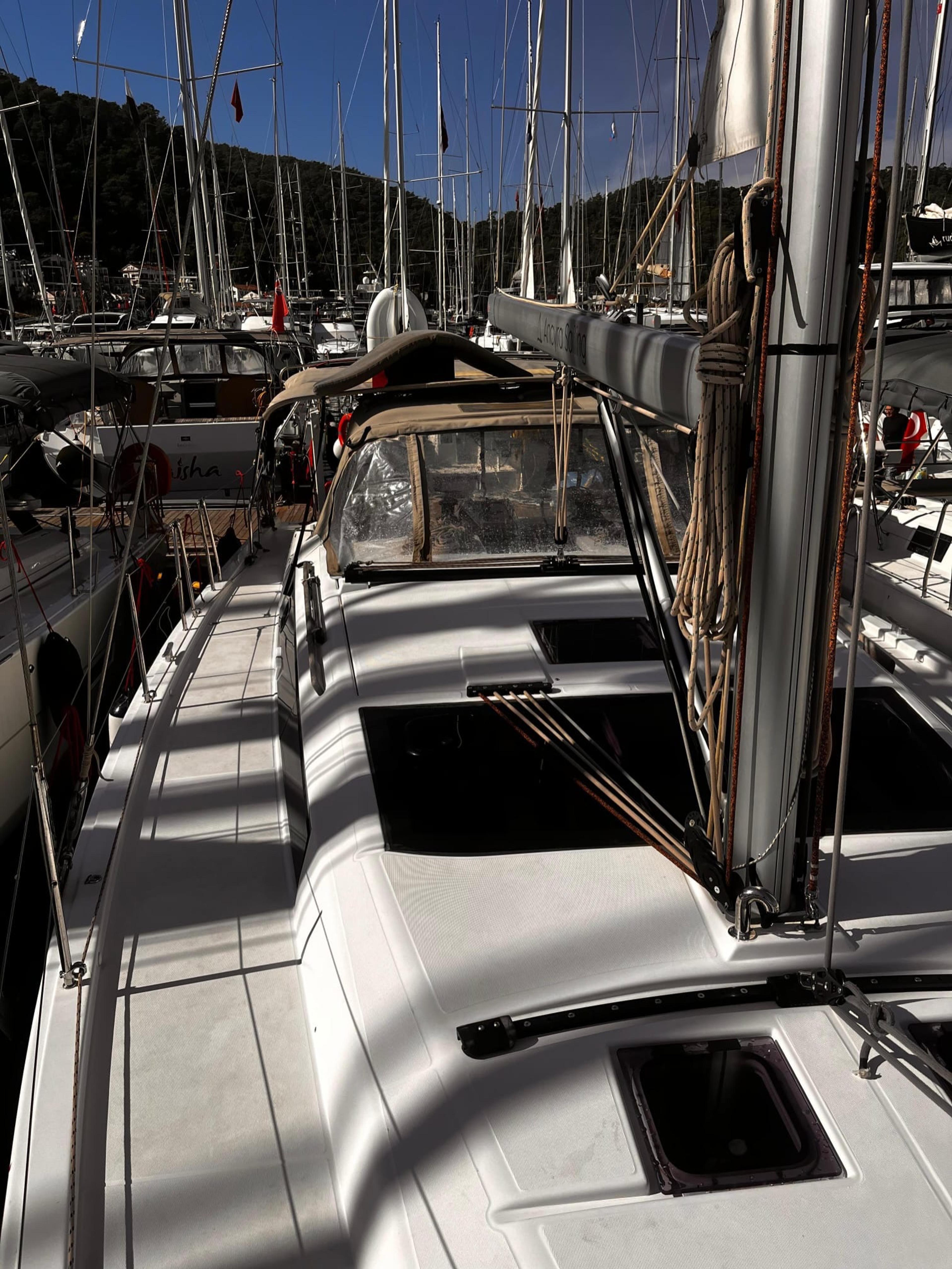 2022 DUFOUR 430