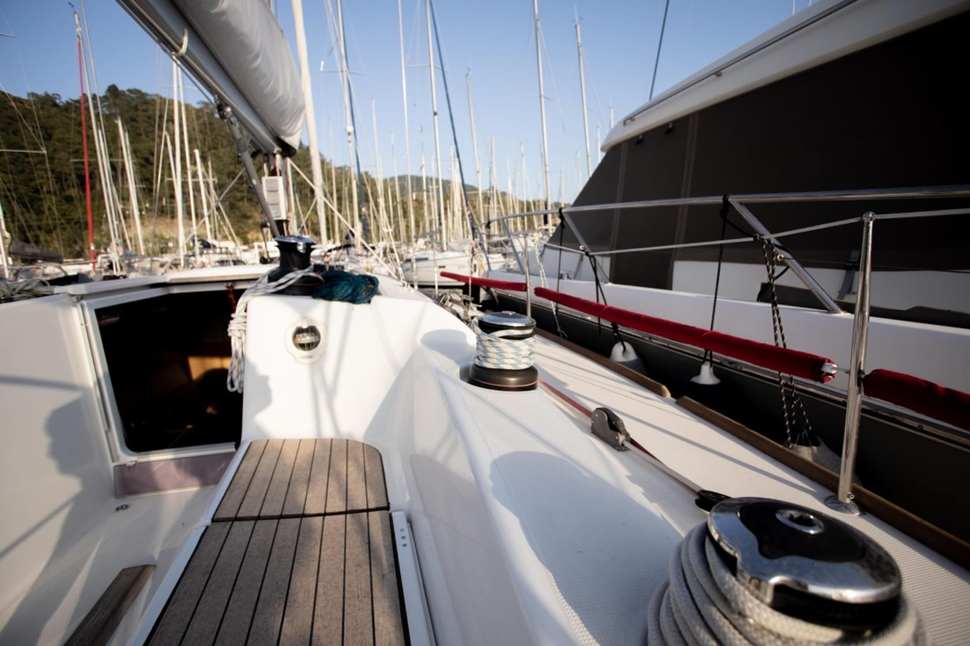 2012 BENETEAU FIRST 40