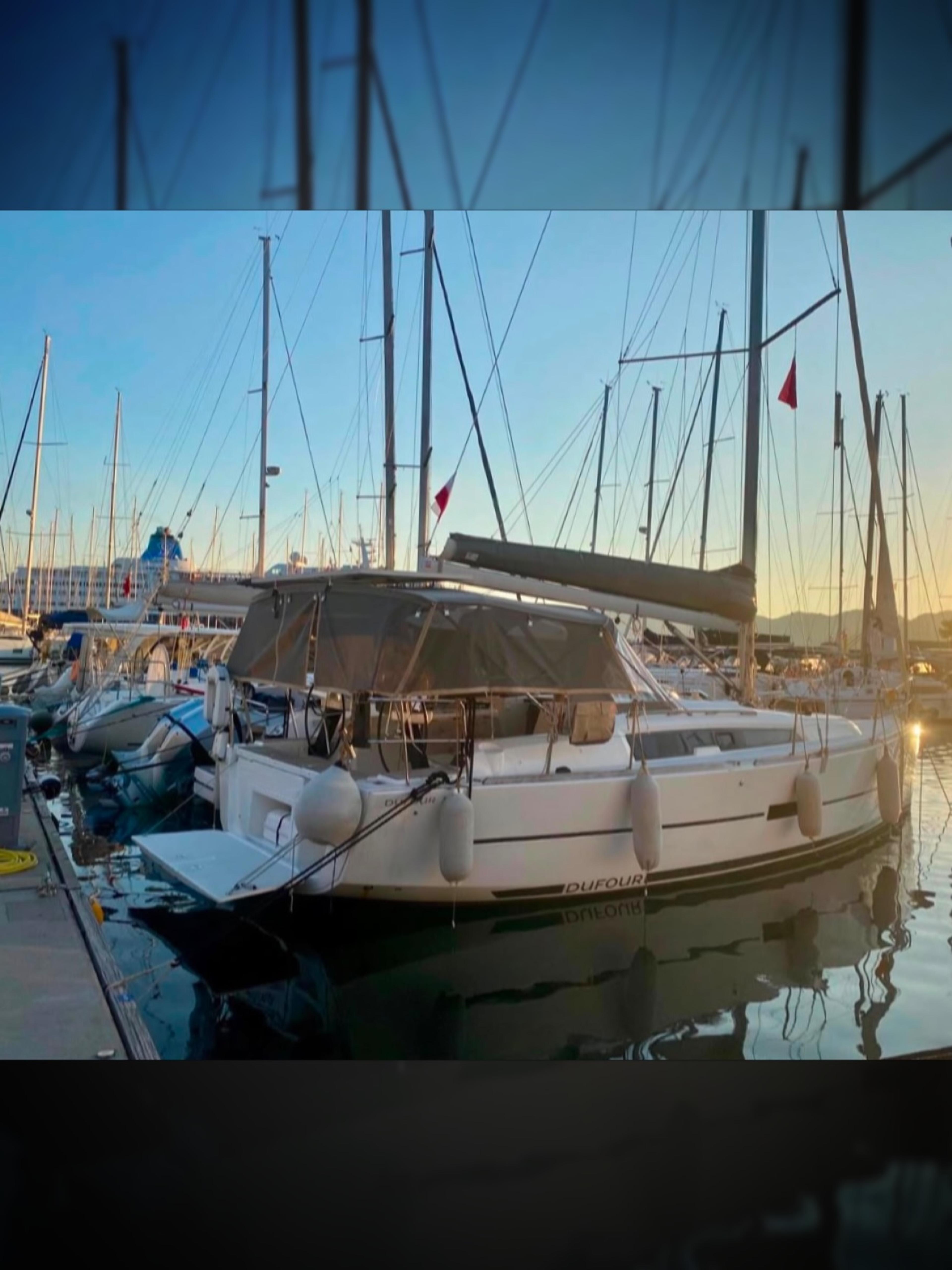 2019 Dufour 360