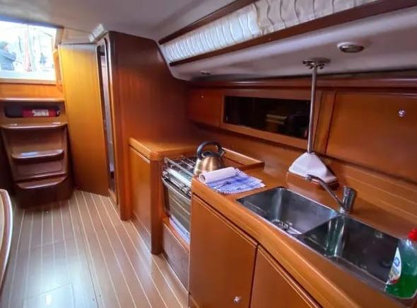 2006 Grand Soleil 37 B&C