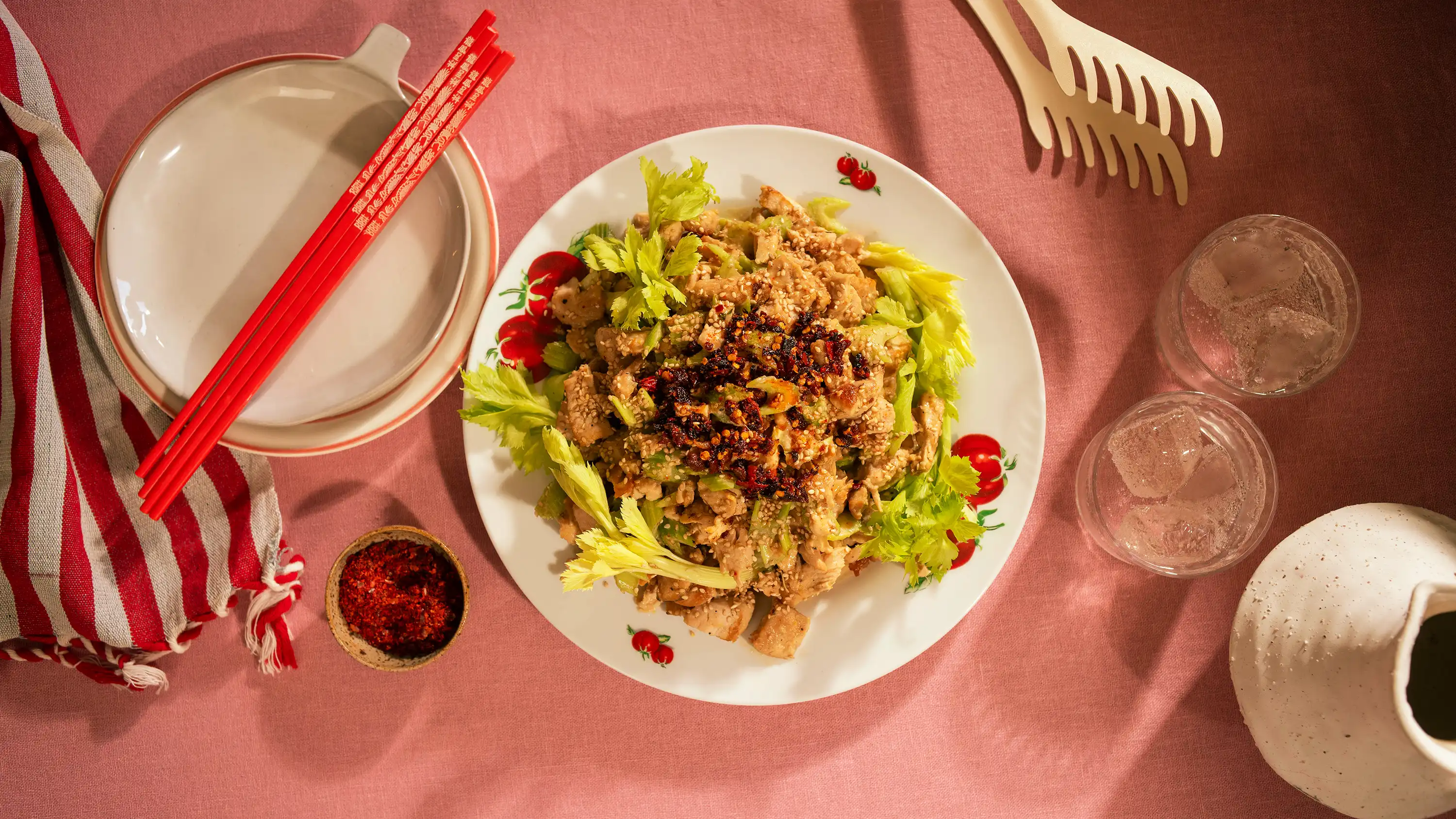 Kalkunsalat med sitron og sesamdressing