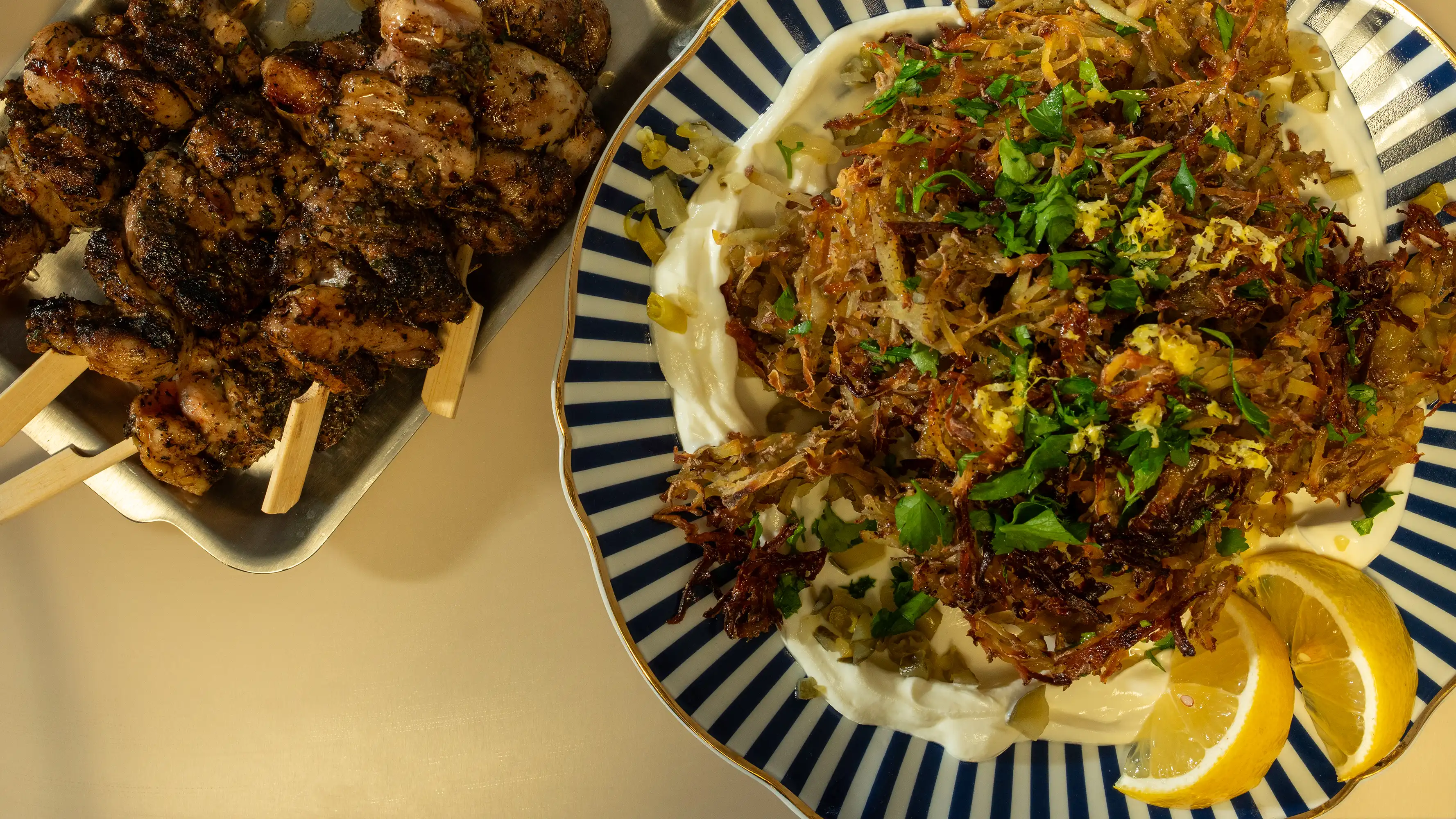 Kyllinggrillspyd med spicy, ovnsbakte rösti-poteter