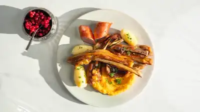 Pinnekjøtt med kålrotstappe