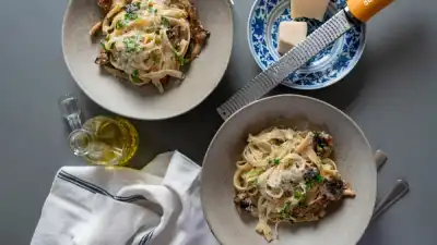 Tagliatelle med sopp og soppsaus