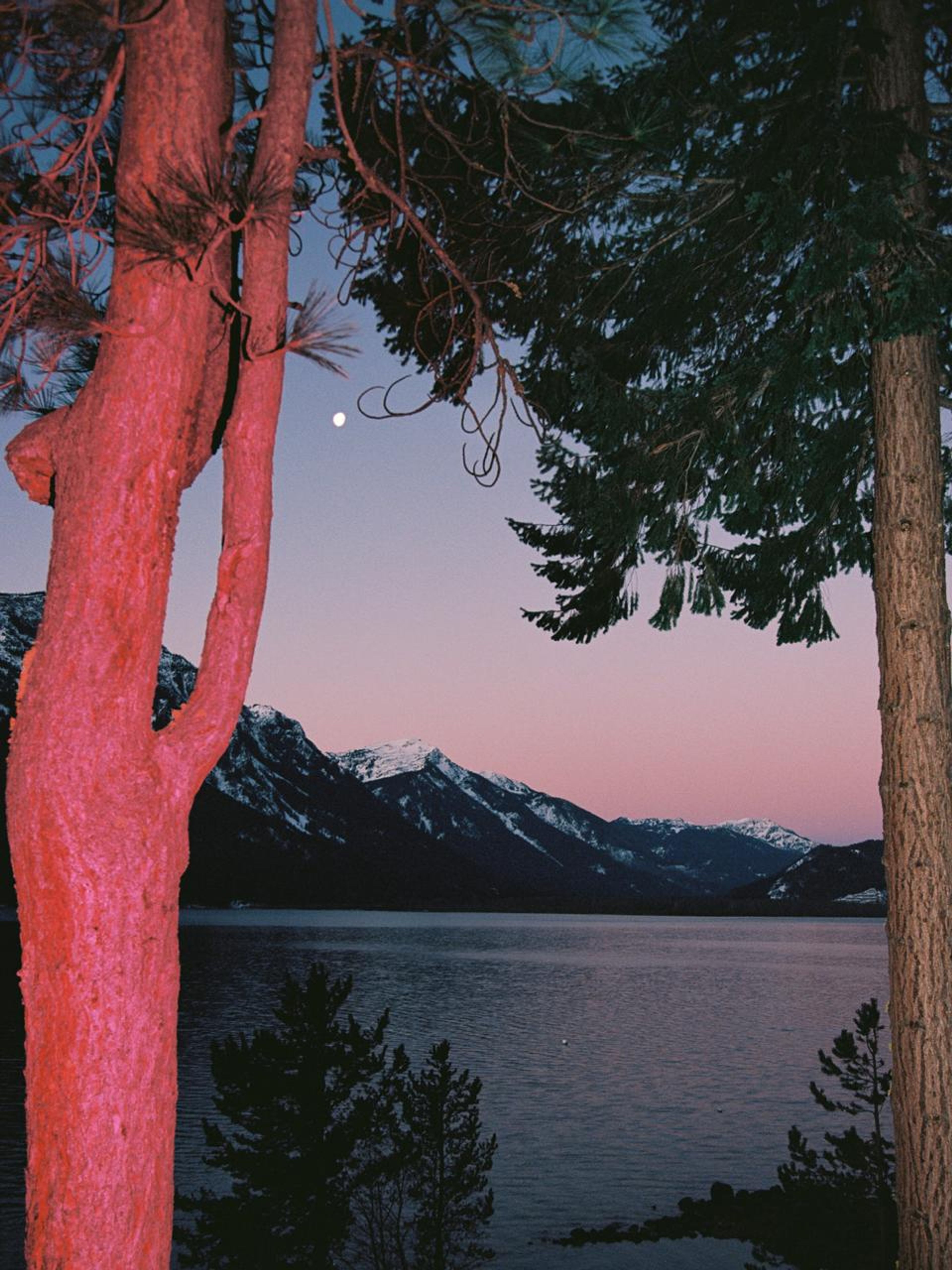 lake-wenatchee-at-dusk