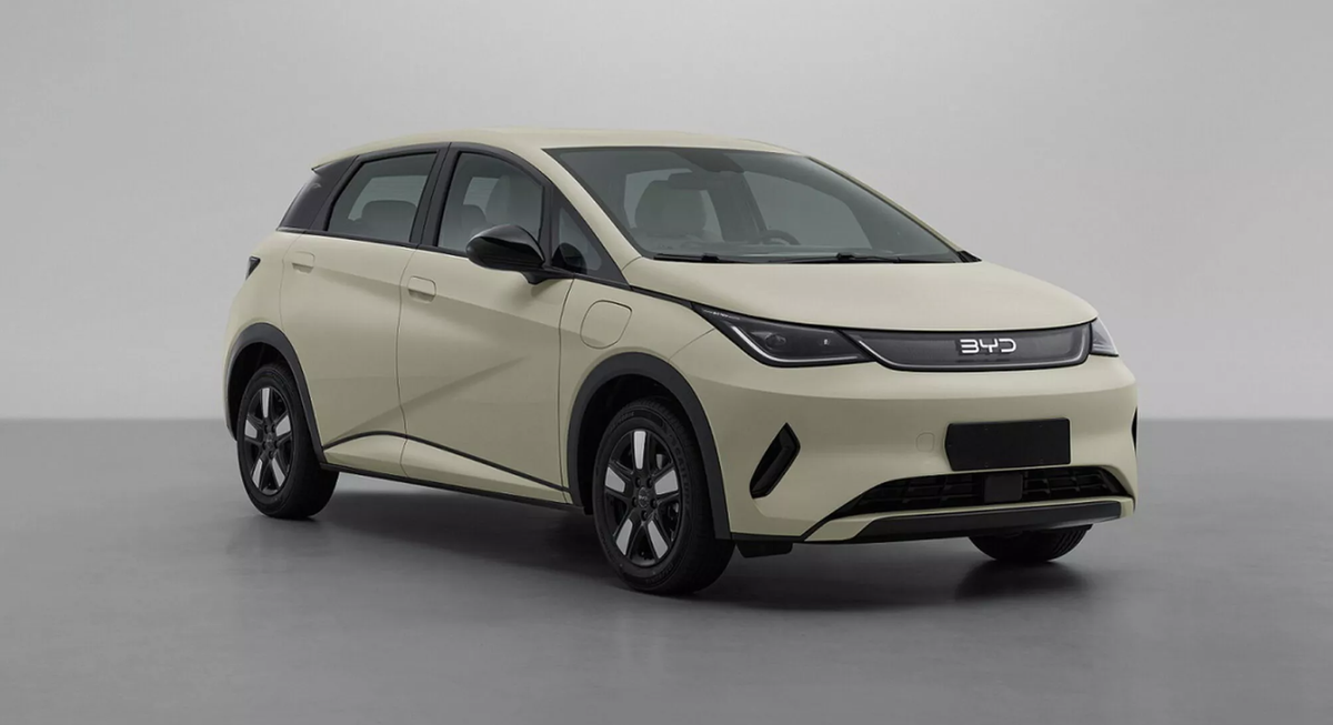 2026 BYD Dolphin EV: A Splashy Facelift, New Powertrain, and All the Quirks