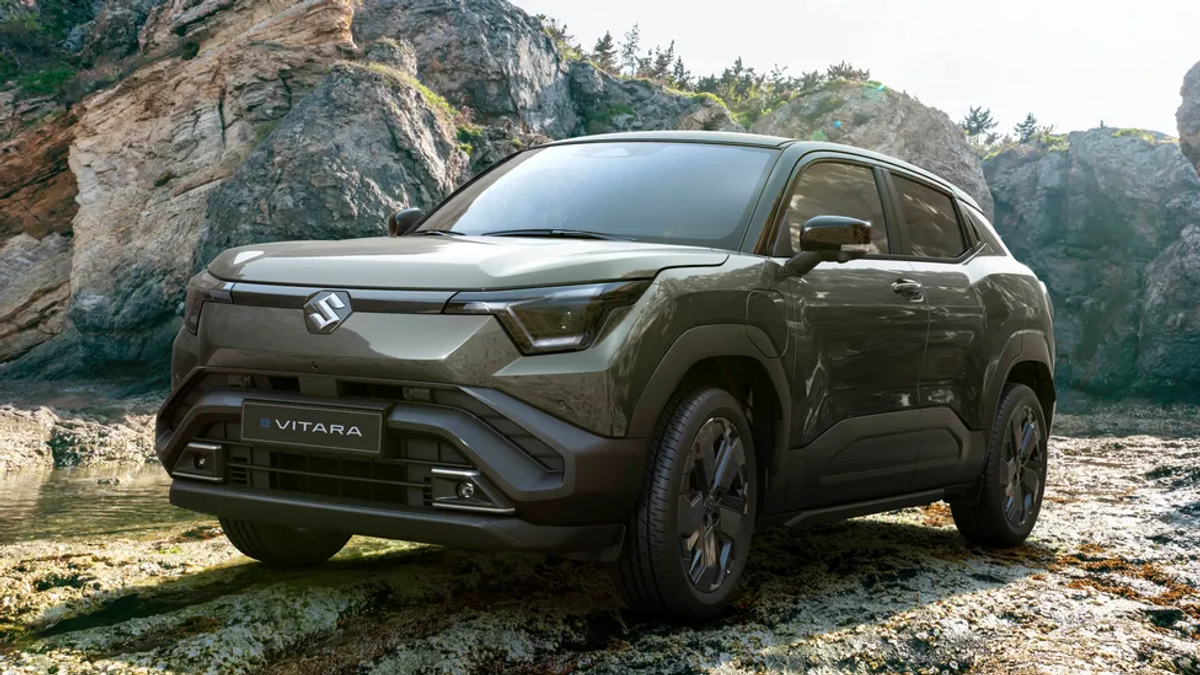 Maruti Suzuki Unveils Its First Electric SUV: The New e-Vitara, production version of EVX concept