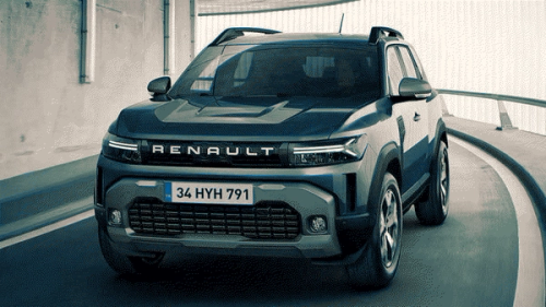 Next-Gen 2025 Renault Duster Spotted Testing in India Ahead of Anticipated Launch