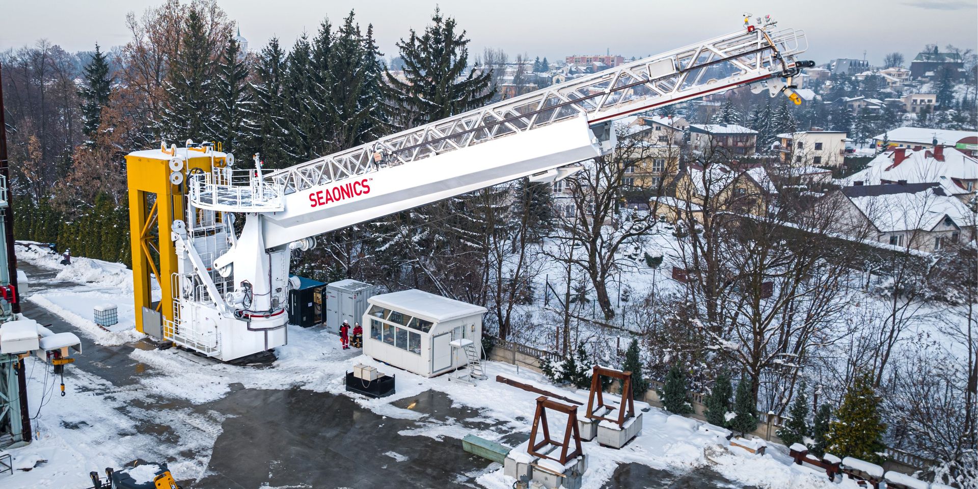 SEAONICS Celebrates Milestone with Successful FAT of ECMC Gangway