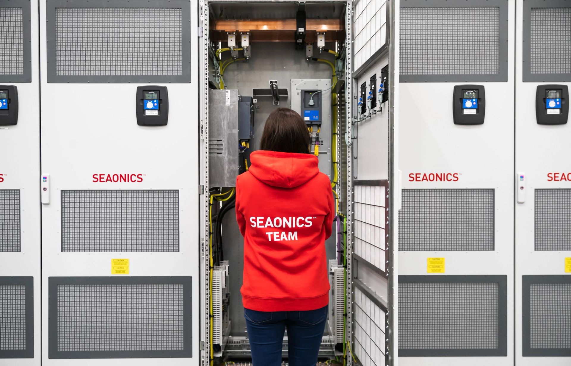 Control cabinets and consoles - Seaonics Polska