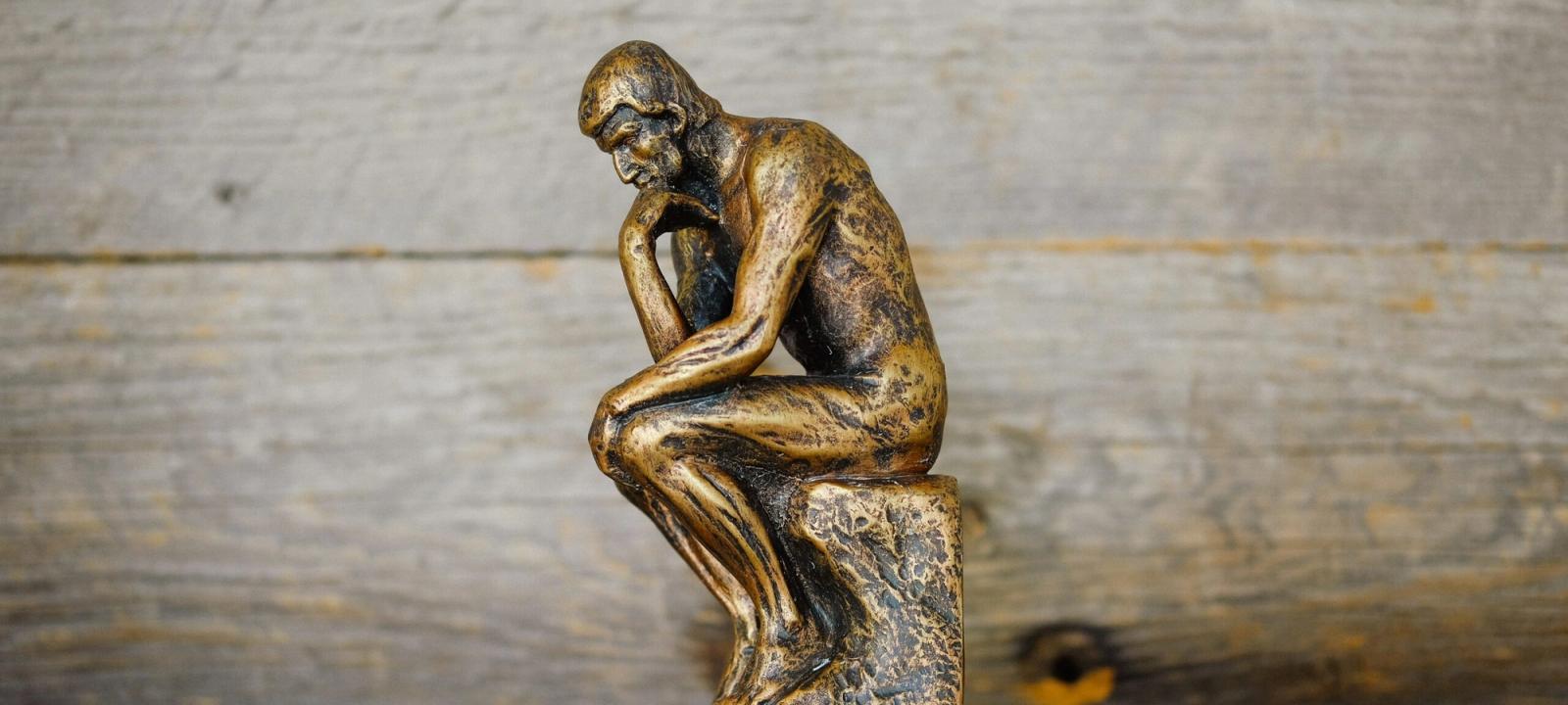 Comparison between Quilia and VineConnect legal client portal solutions.