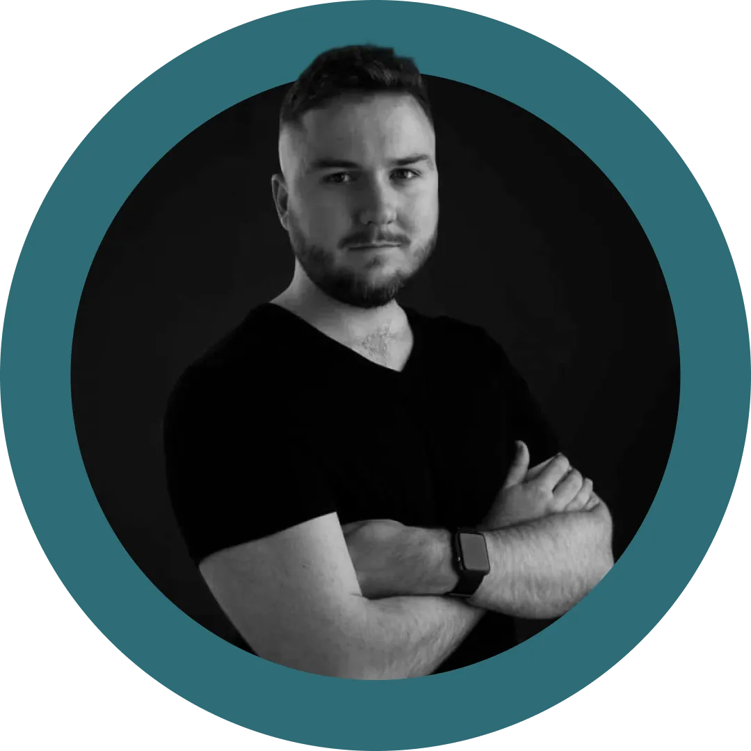 A headshot of Eamon McKiernan, Director of Mintyy.