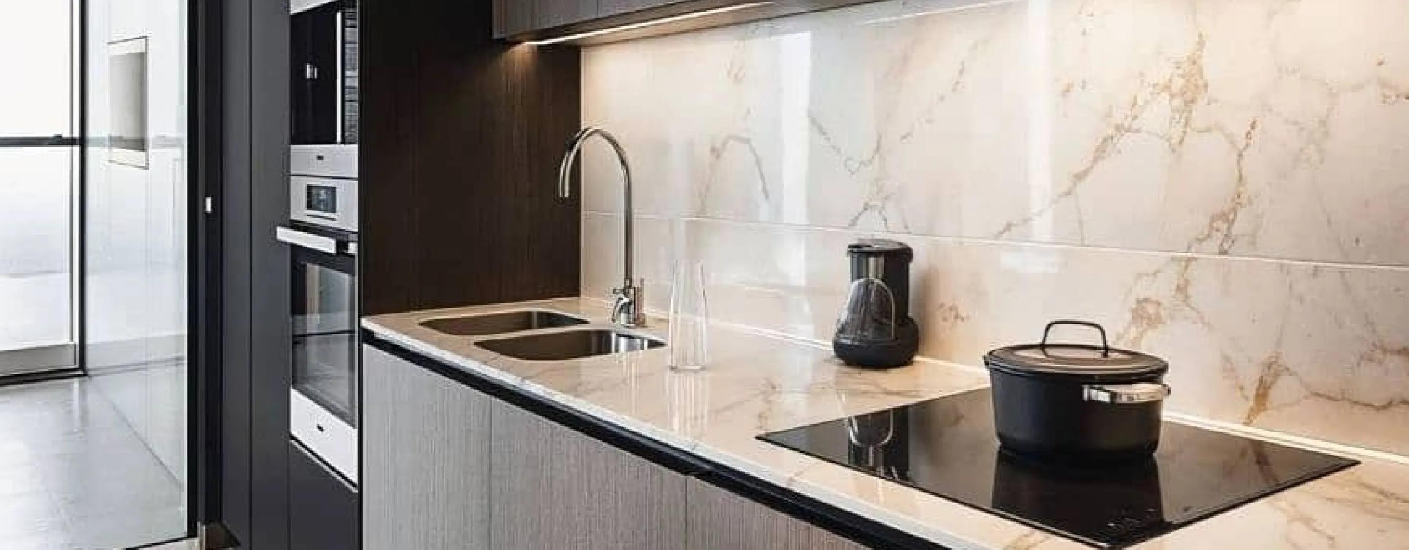 Riviera 50 Studio - Image 4