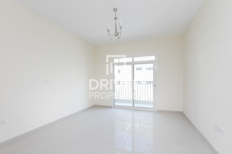 2-bedroom Apartments in O Ten - Image 7