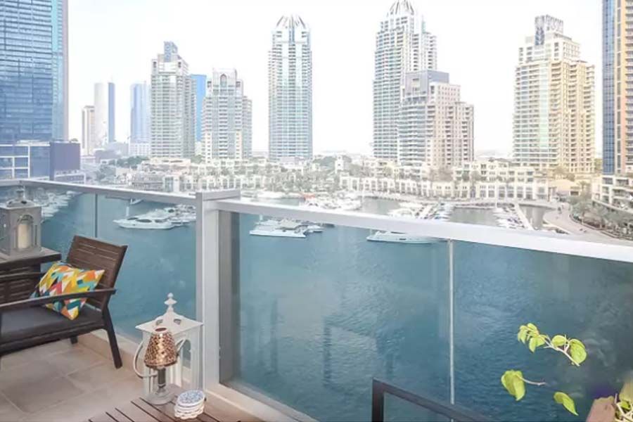 Central Park Erin at City Walk Studio - Image 4