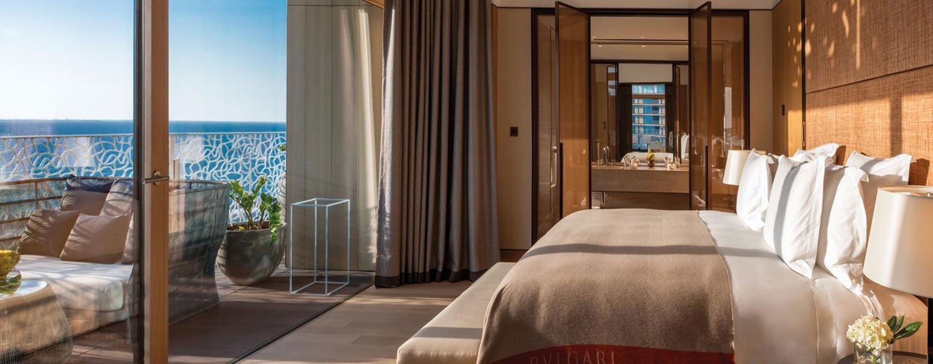 Central Downtown Tower C Studio - Image 9