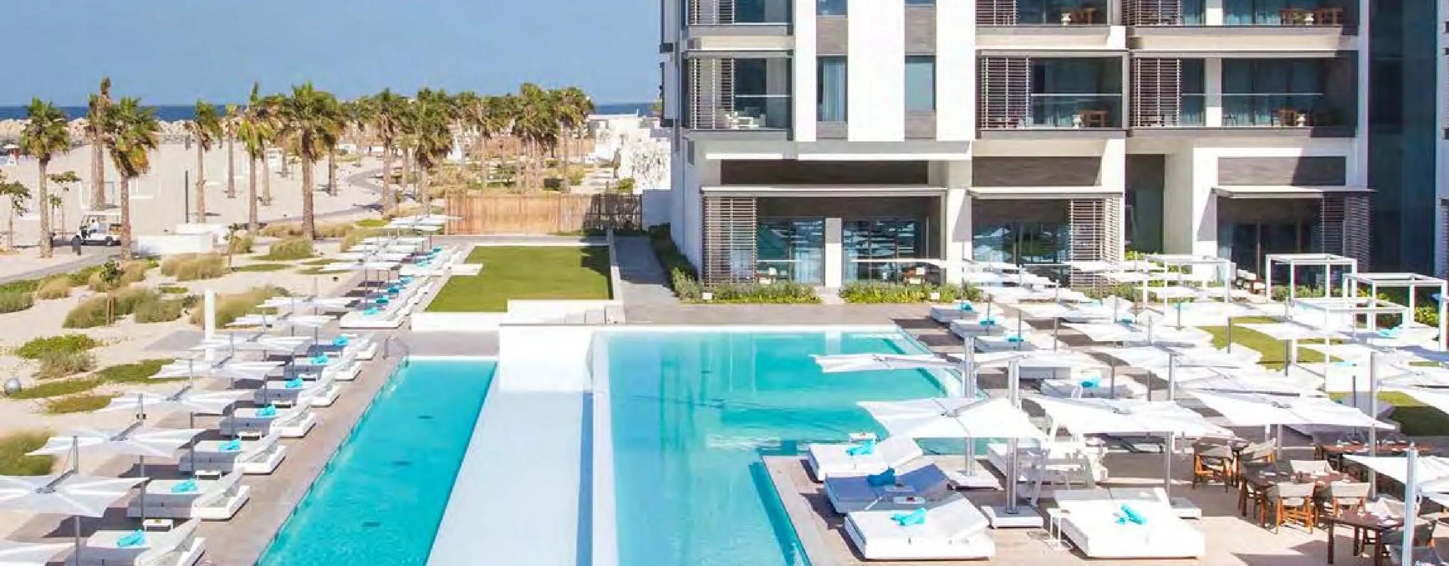 One at Palm Jumeirah Studio - Image 6