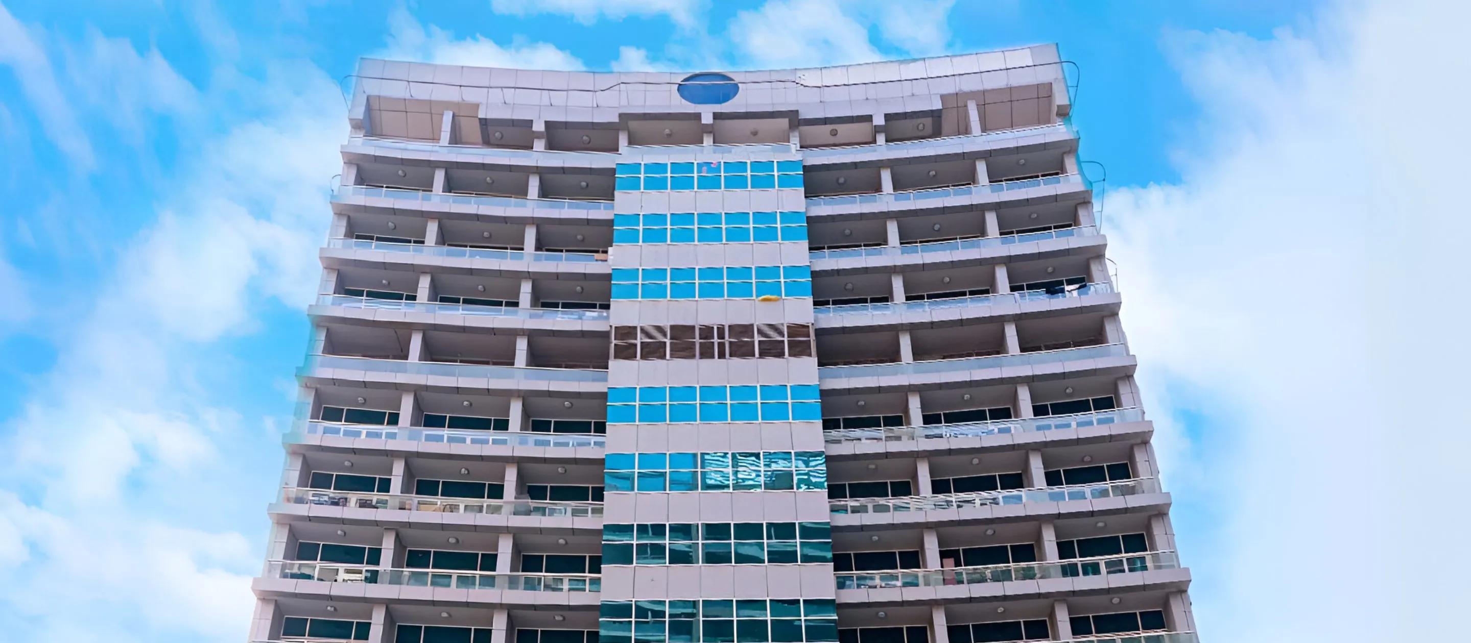 Ville 11 3 BR - Image 3