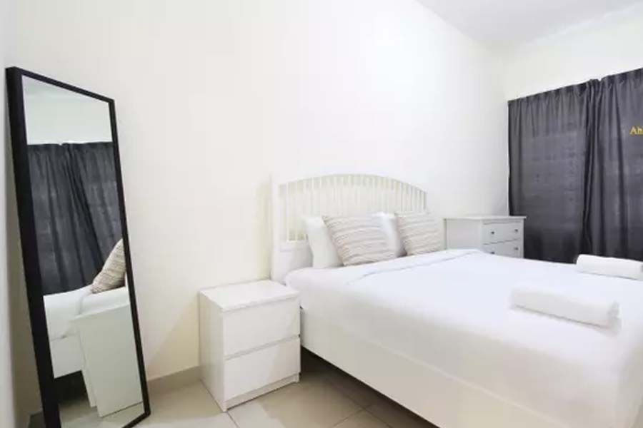 The 100 Apartments - Image 7