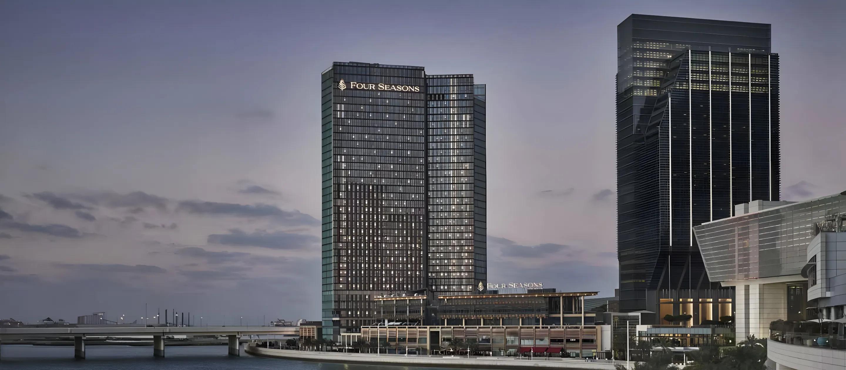 La Perla 12 Studio - Image 9