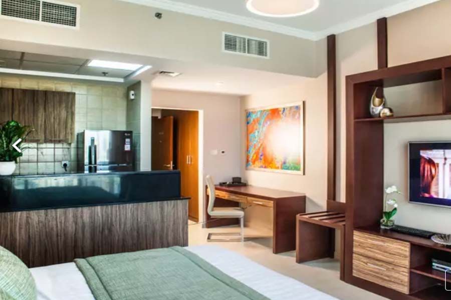 Spanish Tower – Canal West Residence Studio - Image 7