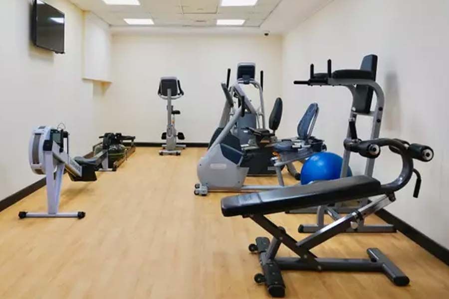 Fully Renovated Luxury Villa in Pearl Jumeirah, Dubai Studio - Image 6