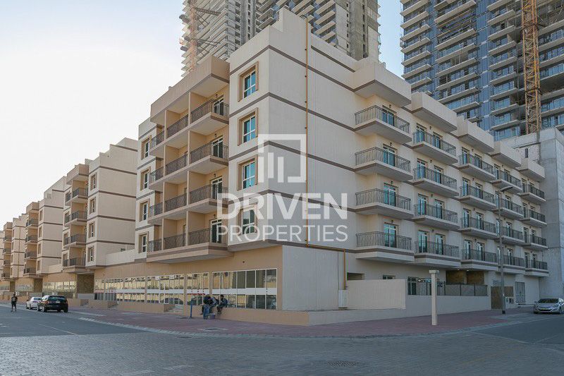 Full building in International City 2, Dubai - Image 2