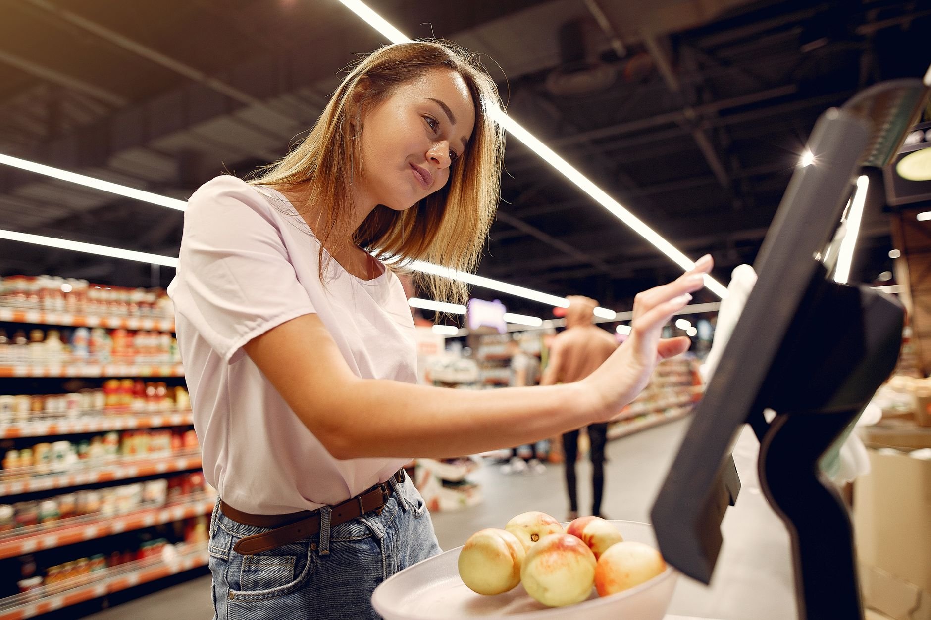 Retail AI automation: a practical guide to vision, inventory, and chatbots