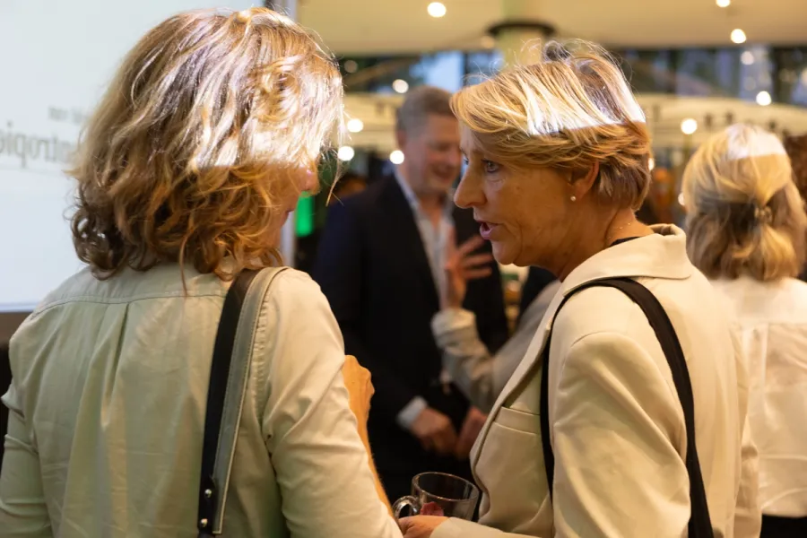 Inloop van gasten bij Insinger Gilissen
