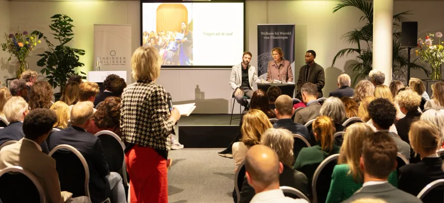 Vraaggesprek tussen Sigrid van Aken Karel Hendriks en Darryl Amankwah 2