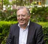 Potret van Dr. Bert Koopman