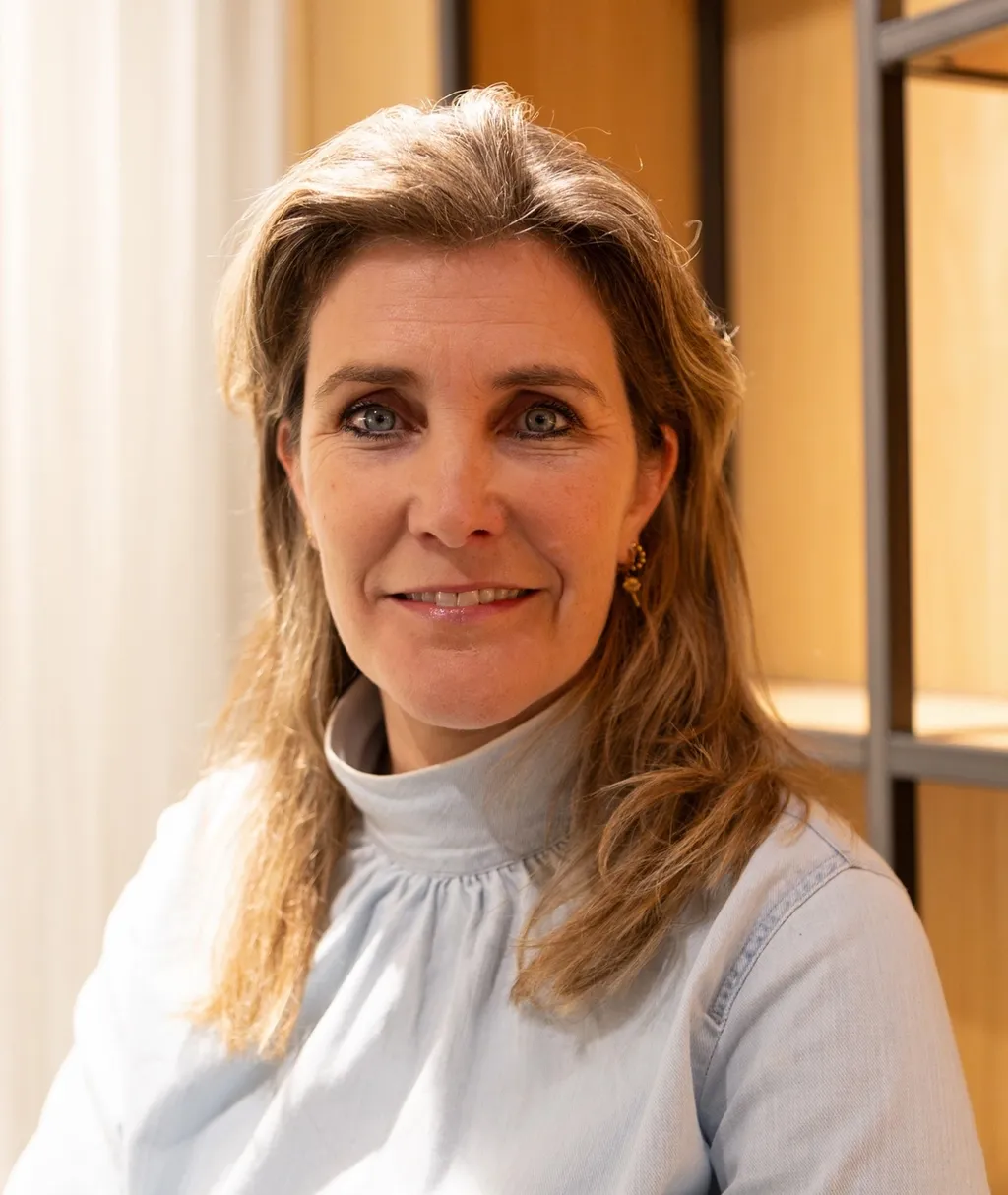 Louise Stefels
