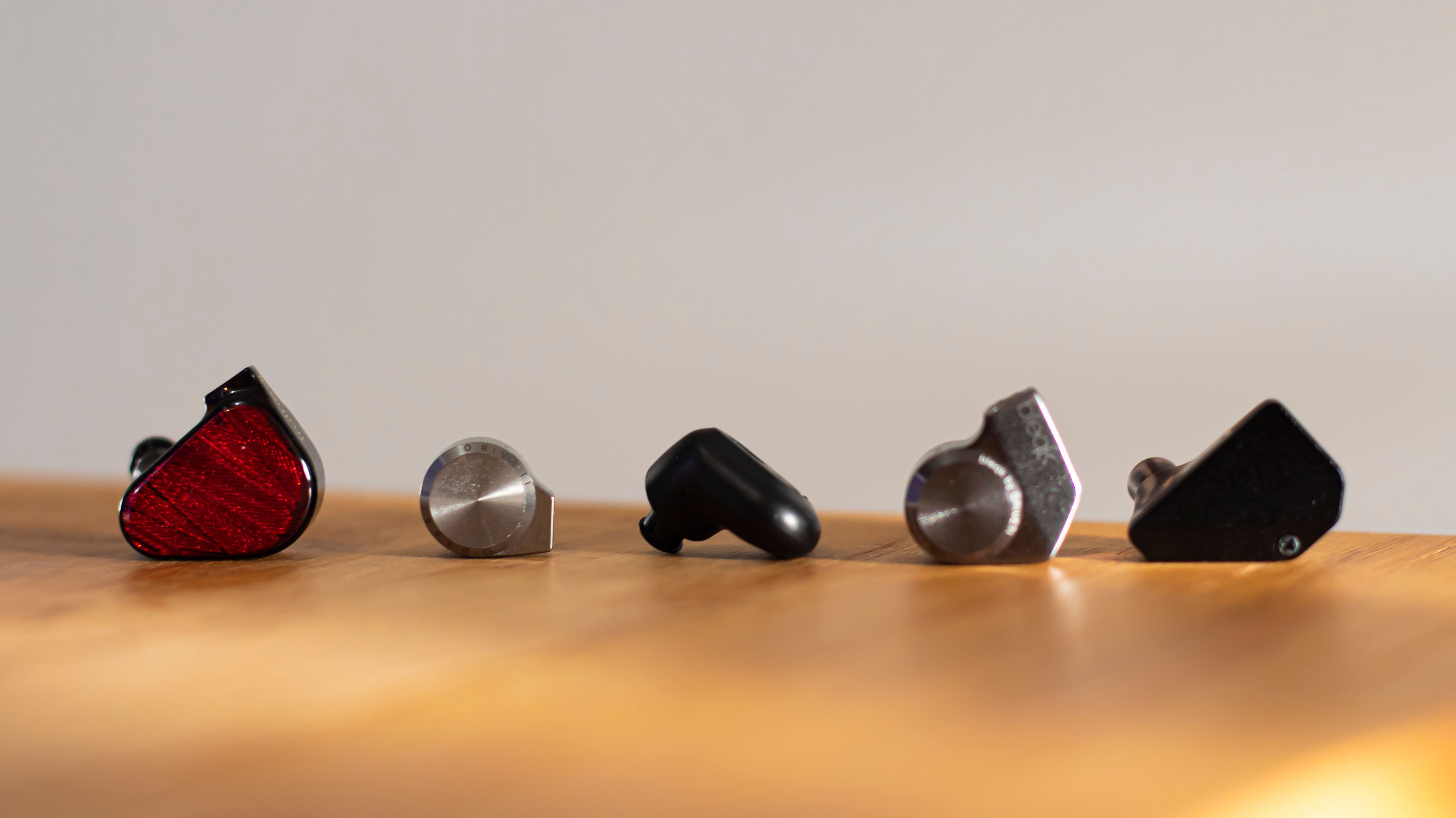 Review of Oriveti OD100 vs bleqk Dynabird vs Sennheiser IE200 vs Truthear Hexa vs Truthear zero red on qfi Audio