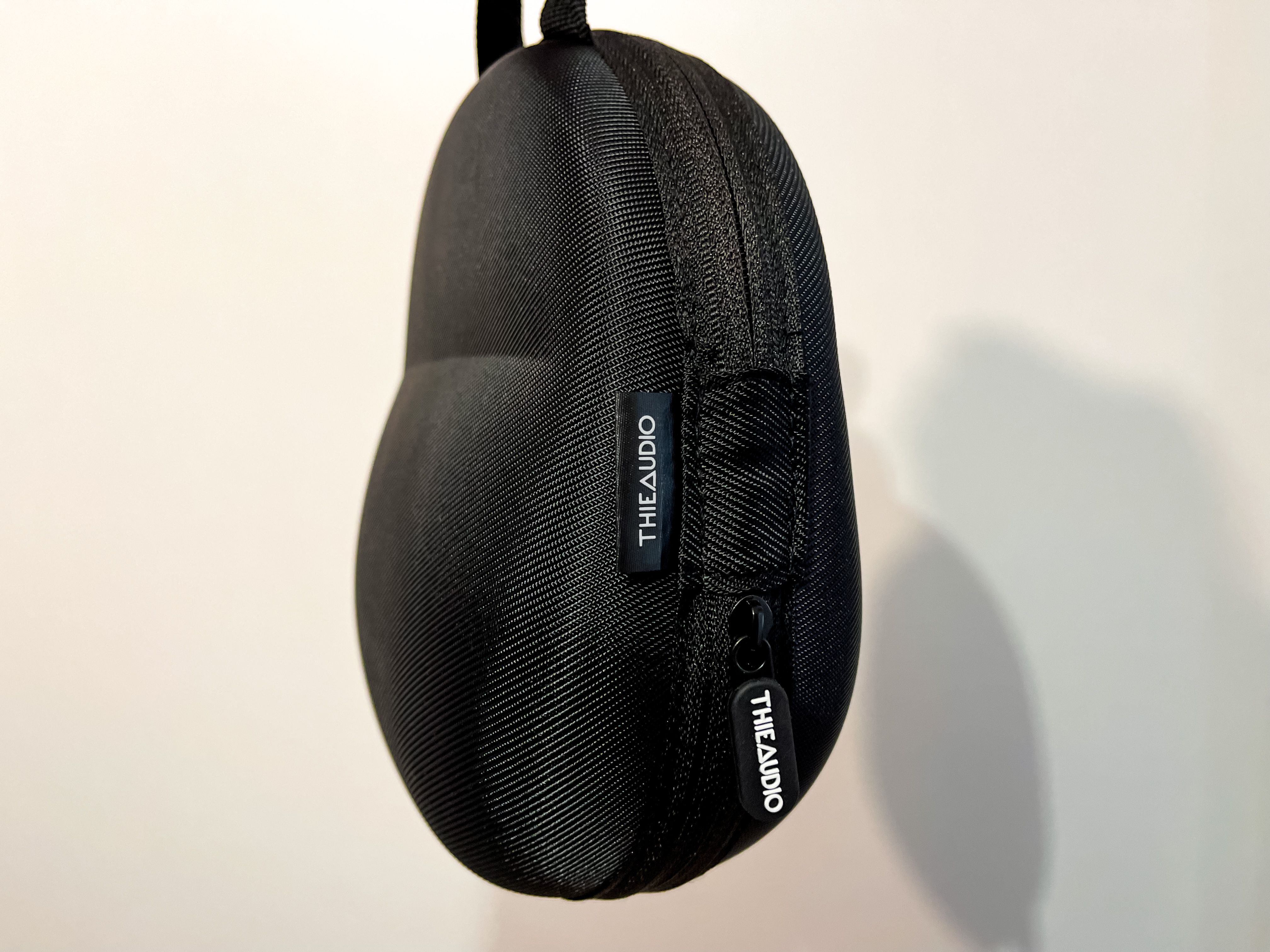 Review of ThieAudio GHOST's carry case on qfi Audio