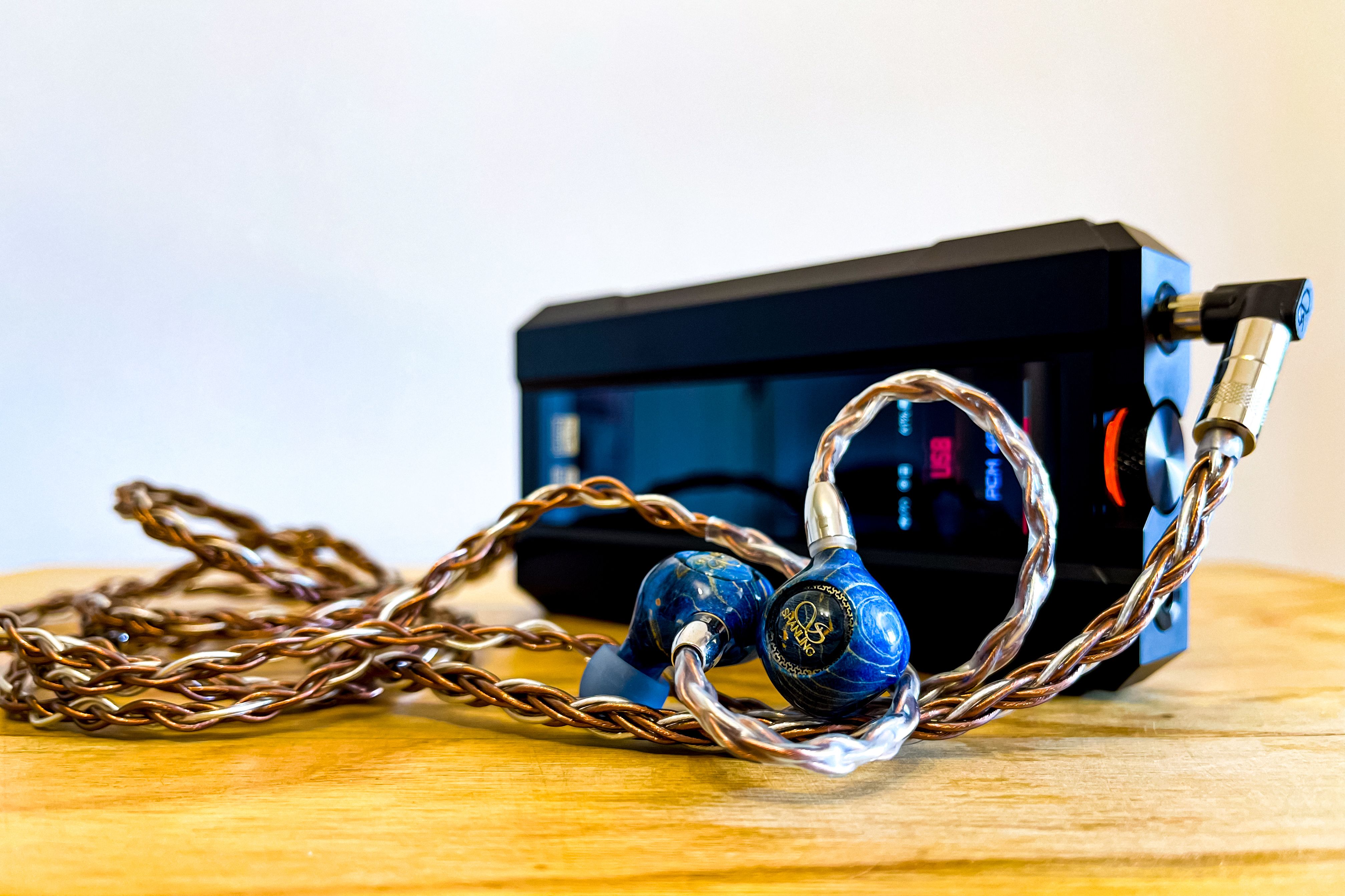 Review of Fiio Q15 and Shanling MG600 on qfi Audio