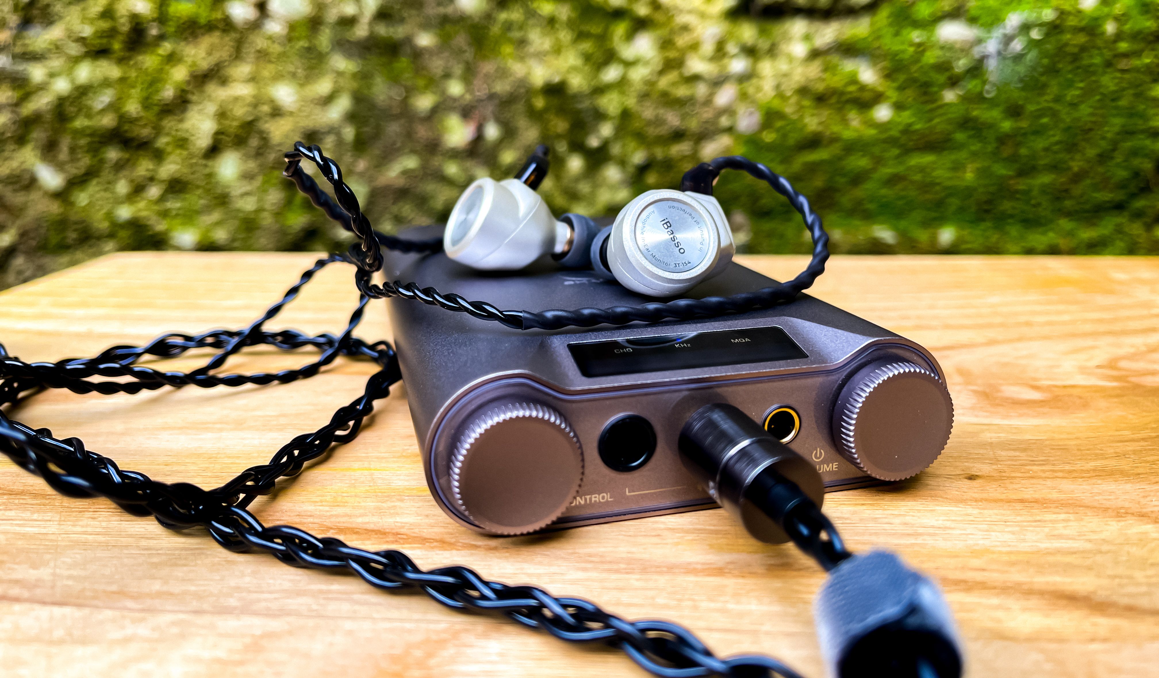 Review of iBasso 3T-154 and Shanling H7 on qfi Audio