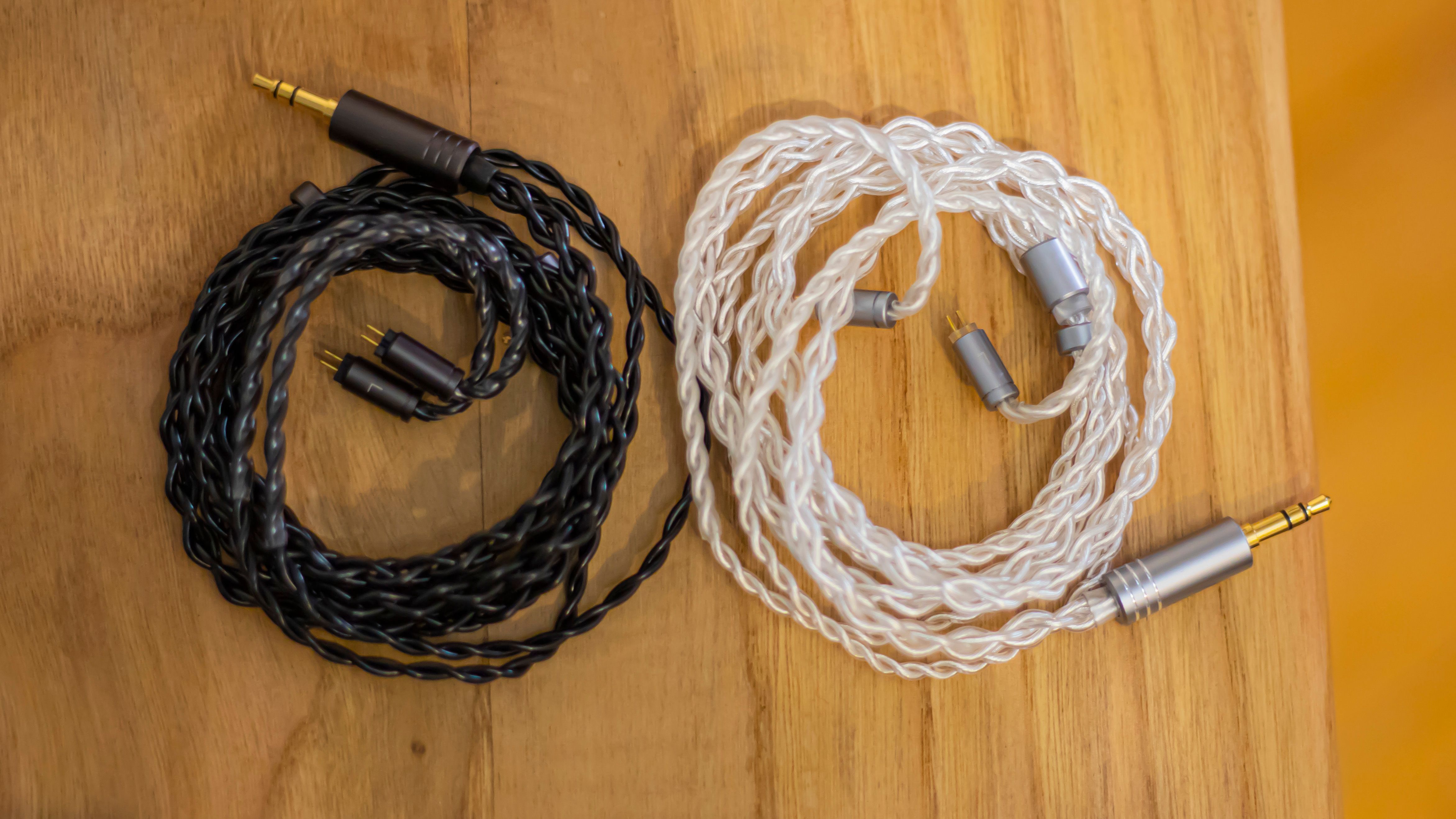 Review of Oriveti OD100 & Oriveti bleqk Dynabird Cables on qfi Audio