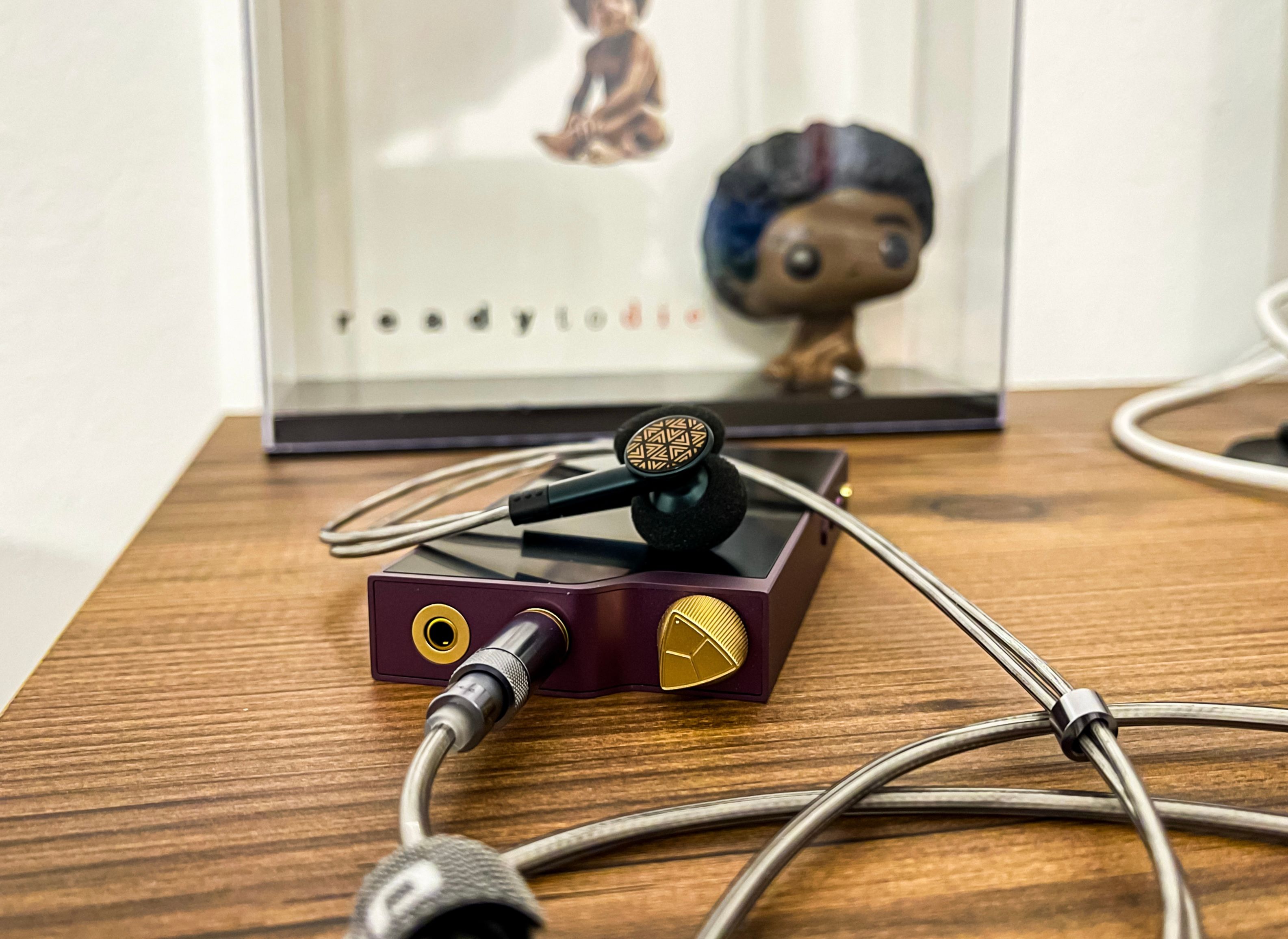 Review of Fiio FF3S and Pegasus SG1  on qfi Audio