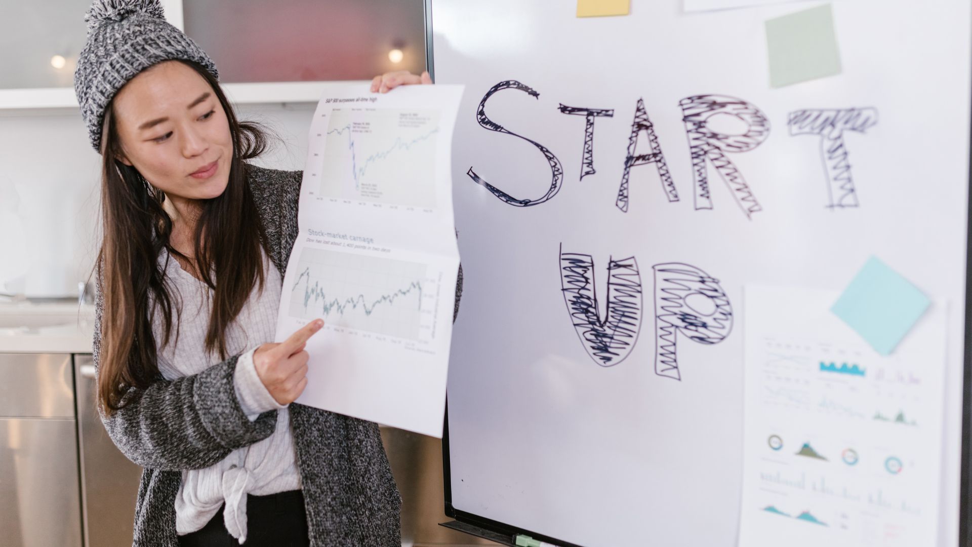 Building a Shark Tank Agent for student pitches