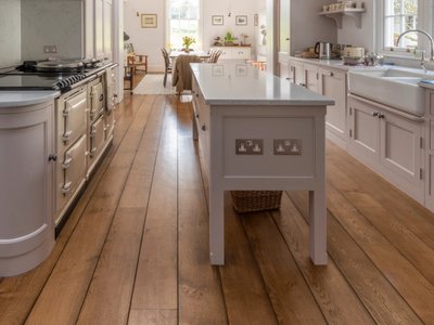traditional english oak flooring
