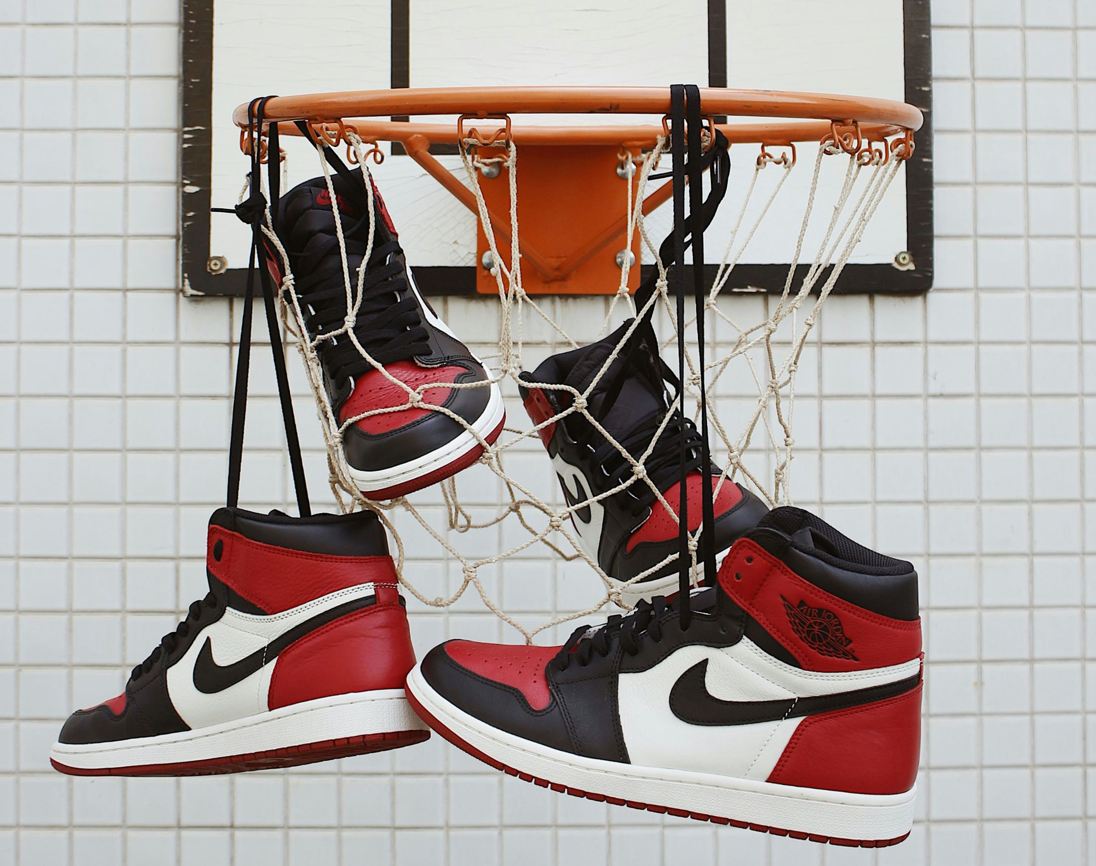 Sneakers & Footwear