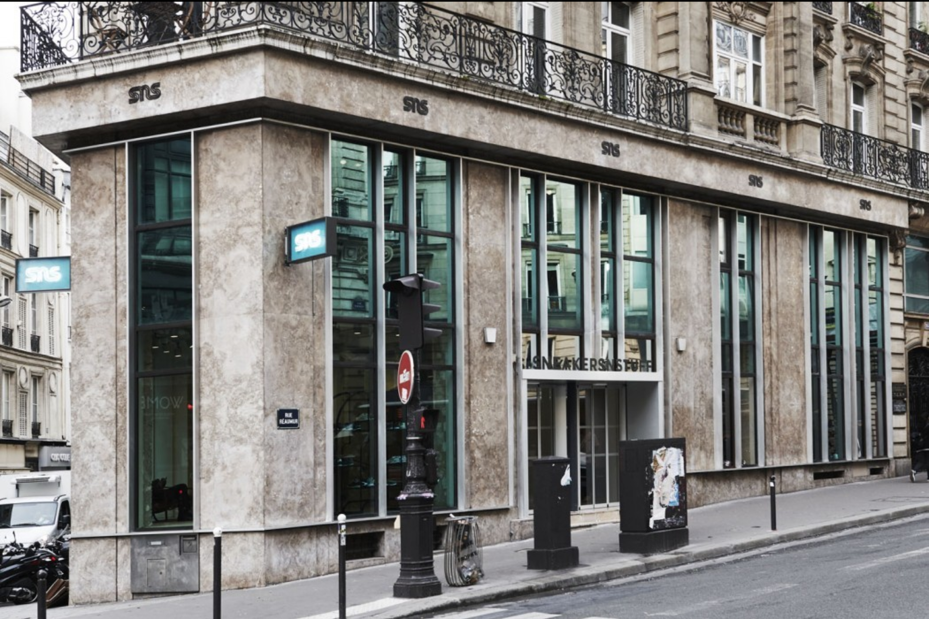 Sneakersnstuff Paris