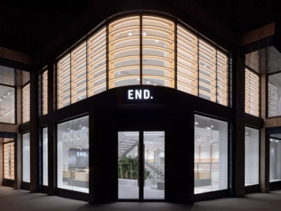 END.