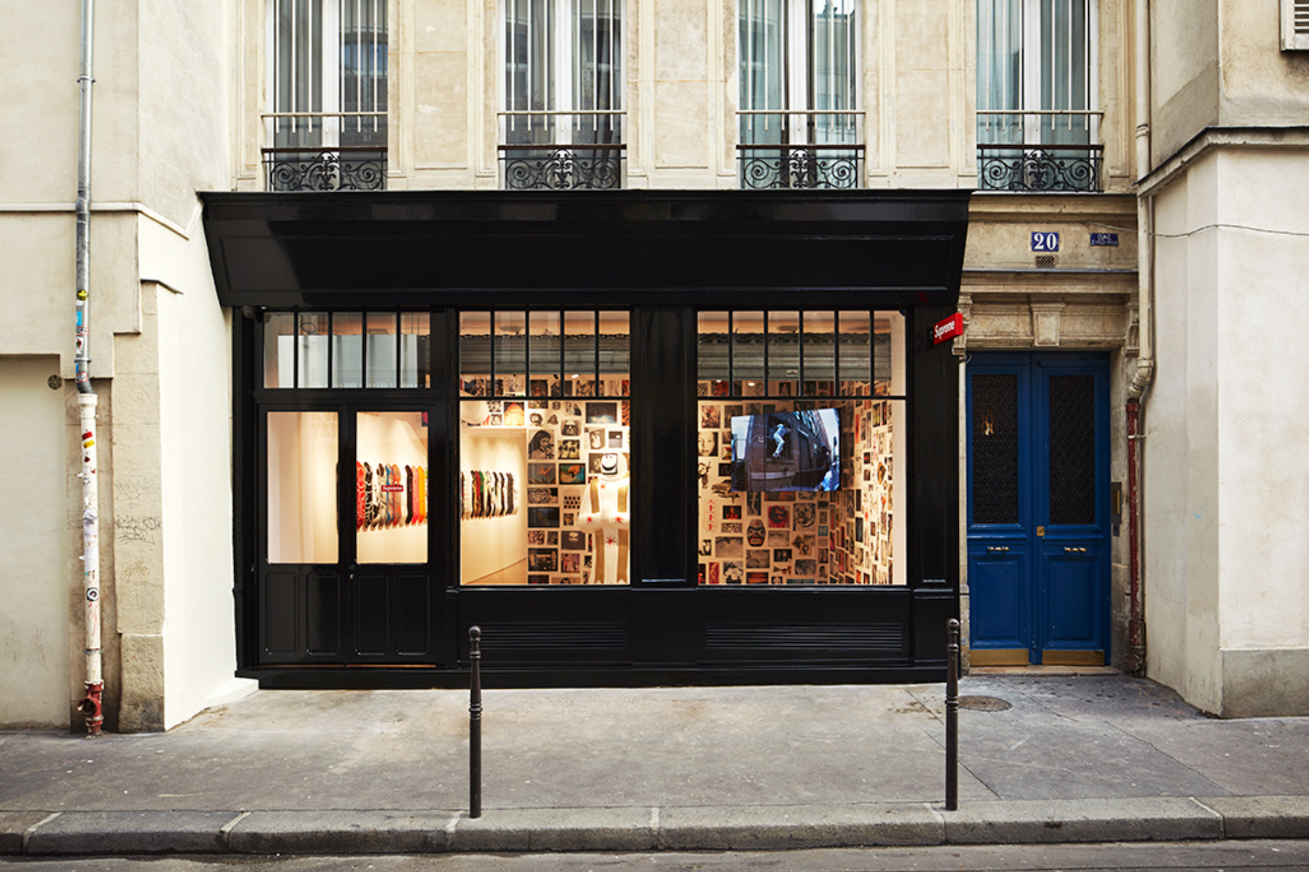 Supreme Paris
