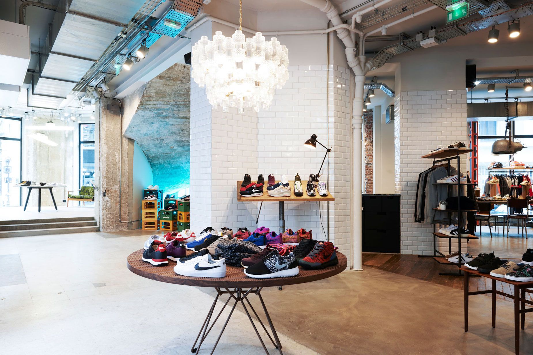 Sneakersnstuff Paris